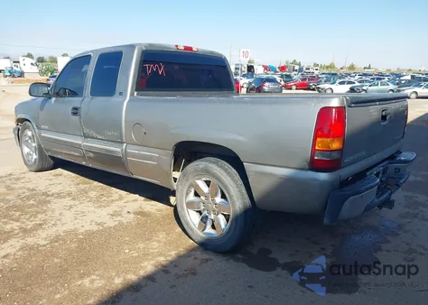 2000 Chevrolet Silverado 1500 Ls из США, поврежденный, VIN 2GCEC19V7Y1205882